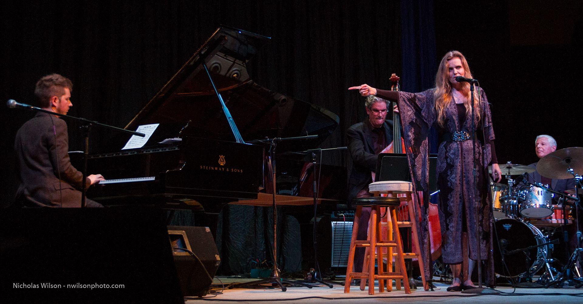 Tierney Sutton sits in with the Festival New Jazz Trio and gives credit to Julian Pollack on piano.