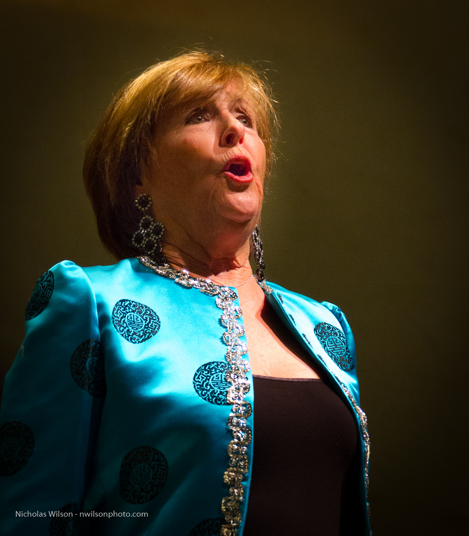 Frederica von Stade sang an aria from Mozart's Cosi fan tutte in Orchestra Concert No. 2, July 22